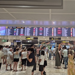 Drukte op Alicante-Elche Miguel Hernández Airport
