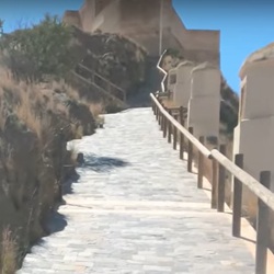 Boomgaard aan de voet van de Sierra de Callosa