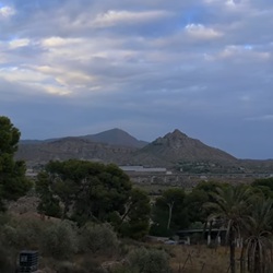 Heuvels rond Novelda met mediterrane vegetatie