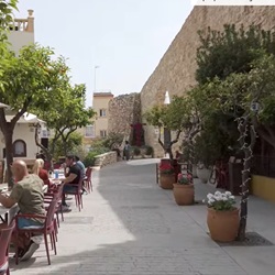 Oude straatjes in het historische centrum van Calp