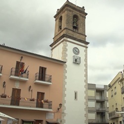 Uitzicht op Orba Uitzicht over het dorp Orba met bergen op de achtergrond