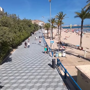 Zandstrand van Alicante aan de Costa Blanca
