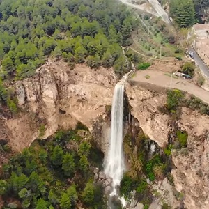 Uitzicht op groene heuvels rondom Alcoy